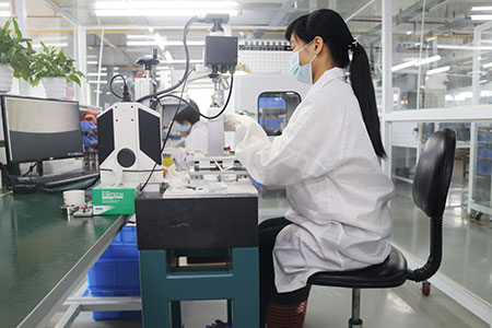 Hans Laser Technology Industry Group in rồ